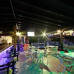 Maison 48 شقة فندقية غومْبيت