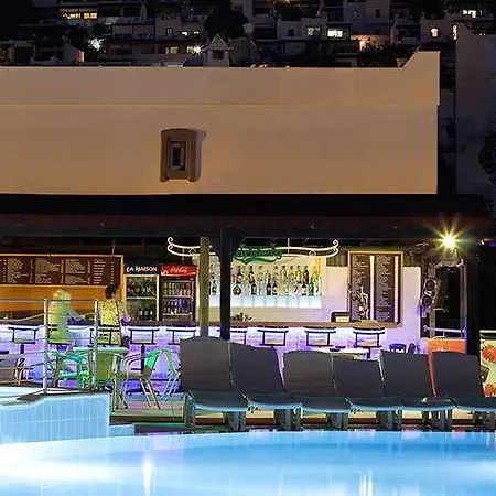 Aparthotel Maison 48 4*