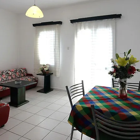 Apartahotel Maison 48