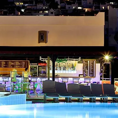 Maison 48 Apartahotel