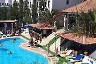 Maison 48 Aparthotel 3*