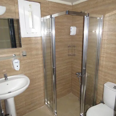 Maison 48 Apartahotel 4*